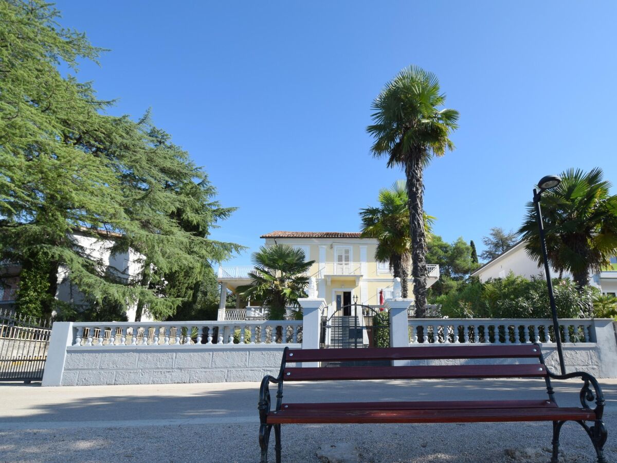 Apartment Studio flat with balcony and sea view Malinska, Krk AS-19314-a - Outdoor photo 2