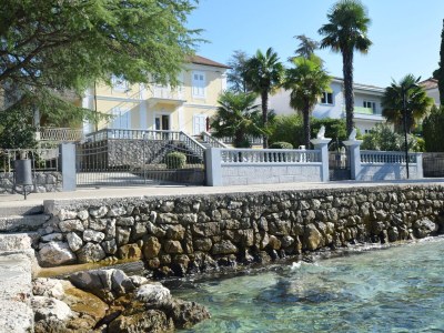 Apartment Studio flat with balcony and sea view Malinska, Krk AS-19314-a - Outdoor photo 3