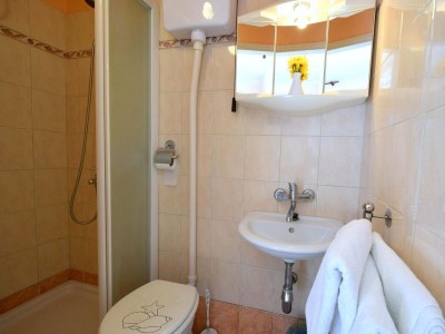 Apartment Studio flat with balcony and sea view Malinska, Krk AS-19314-a - Outdoor photo 11