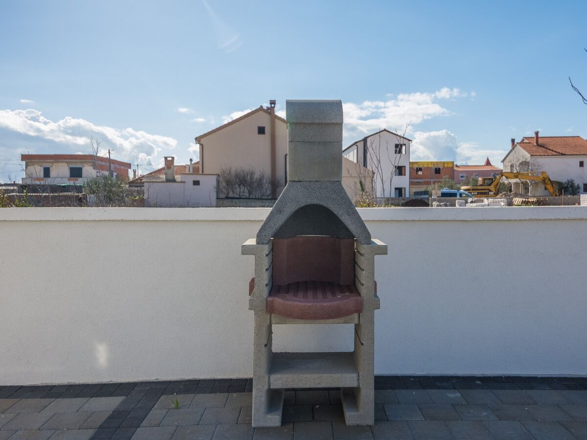 Apartment Two bedroom apartment with terrace Vir A-19332-b - Outdoor photo 4