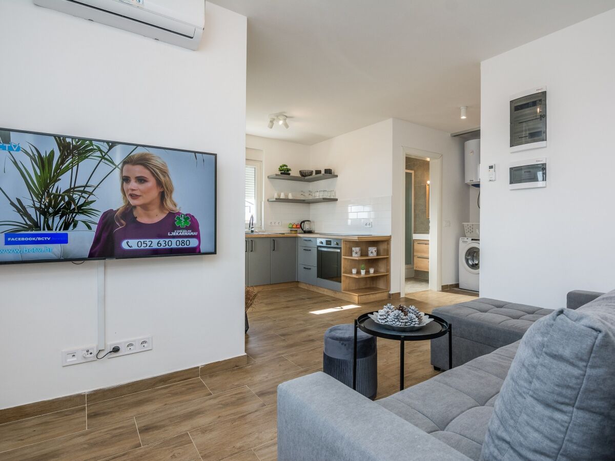 Apartment One bedroom apartment with balcony Vir A-19332-c