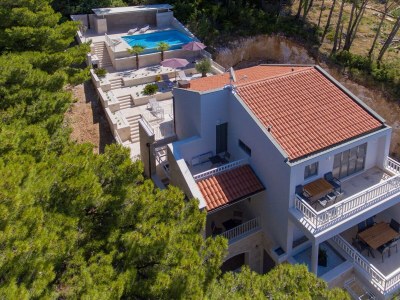 Apartment Two bedroom apartment with balcony and sea view Brela, Makarska A-19345-c - Outdoor photo 2