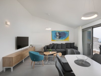 Apartment Two bedroom apartment with balcony and sea view Brela, Makarska A-19345-c - Outdoor photo 14