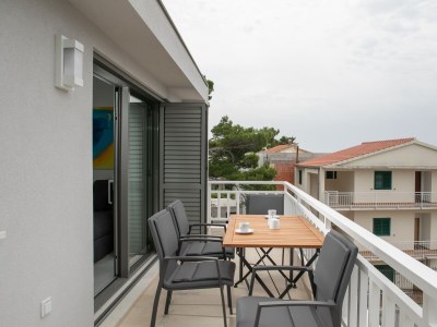 Apartment Two bedroom apartment with balcony and sea view Brela, Makarska A-19345-c - Outdoor photo 24