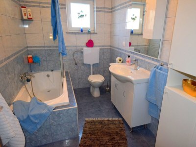 Apartment Two bedroom apartment with balcony and sea view Porat, Krk A-19348-b - Outdoor photo 14