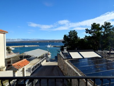 Apartment Two bedroom apartment with balcony and sea view Porat, Krk A-19348-b - Outdoor photo 15