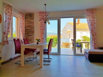 Apartment Two bedroom apartment with terrace and sea view Šilo, Krk A-18685-a - Outdoor photo 13