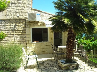 Apartment Two bedroom apartment near beach Seget Donji, Trogir A-19351-b - Outdoor photo 11