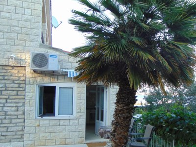 Apartment Two bedroom apartment near beach Seget Donji, Trogir A-19351-b - Outdoor photo 12