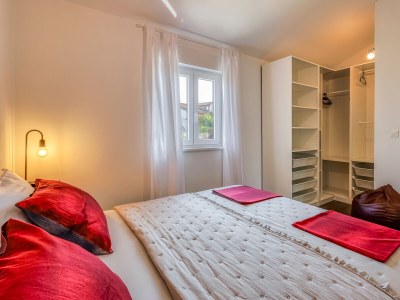 Apartment One bedroom apartment with terrace Milovcici, Krk A-19352-a - Outdoor photo 24