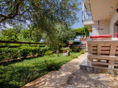 Apartment One bedroom apartment with balcony Milovcici, Krk A-19352-b - Outdoor photo 7