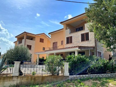 Apartment Two bedroom apartment with terrace and sea view Šilo, Krk A-18685-c - Outdoor photo 5