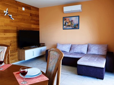 Apartment Two bedroom apartment with terrace and sea view Šilo, Krk A-18685-c - Outdoor photo 12