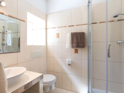 Apartment Two bedroom apartment with balcony and sea view Malinska, Krk A-19359-a - Outdoor photo 14