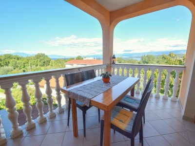 Apartment One bedroom apartment with terrace and sea view Turčić, Krk A-19361-b in Malinska - Apartment