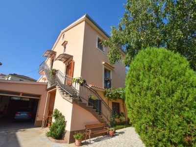 Apartment One bedroom apartment with terrace and sea view Turčić, Krk A-19361-b - Outdoor photo 2