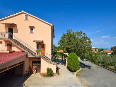 Apartment One bedroom apartment with terrace and sea view Turčić, Krk A-19361-b - Outdoor photo 3