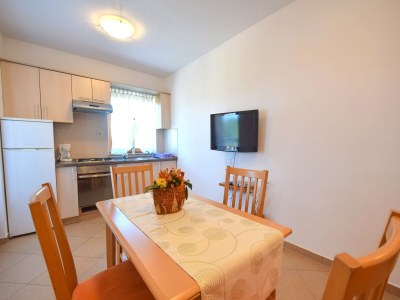 Apartment One bedroom apartment with terrace and sea view Turčić, Krk A-19361-b - Outdoor photo 9