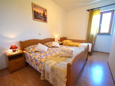 Apartment One bedroom apartment with terrace and sea view Turčić, Krk A-19361-b - Outdoor photo 11