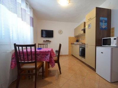 Apartment One bedroom apartment with terrace Krk A-19365-b - Outdoor photo 7