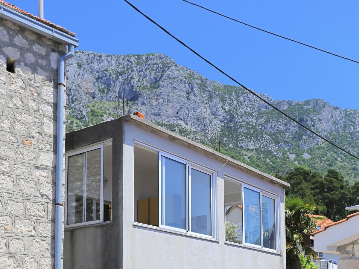 Apartment Two bedroom apartment near beach Brist, Makarska A-18859-a - Outdoor photo 2