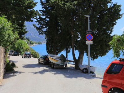 Apartment Two bedroom apartment near beach Brist, Makarska A-18859-a - Outdoor photo 9