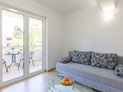 Apartment One bedroom apartment with balcony Malinska, Krk A-19371-a - Outdoor photo 5