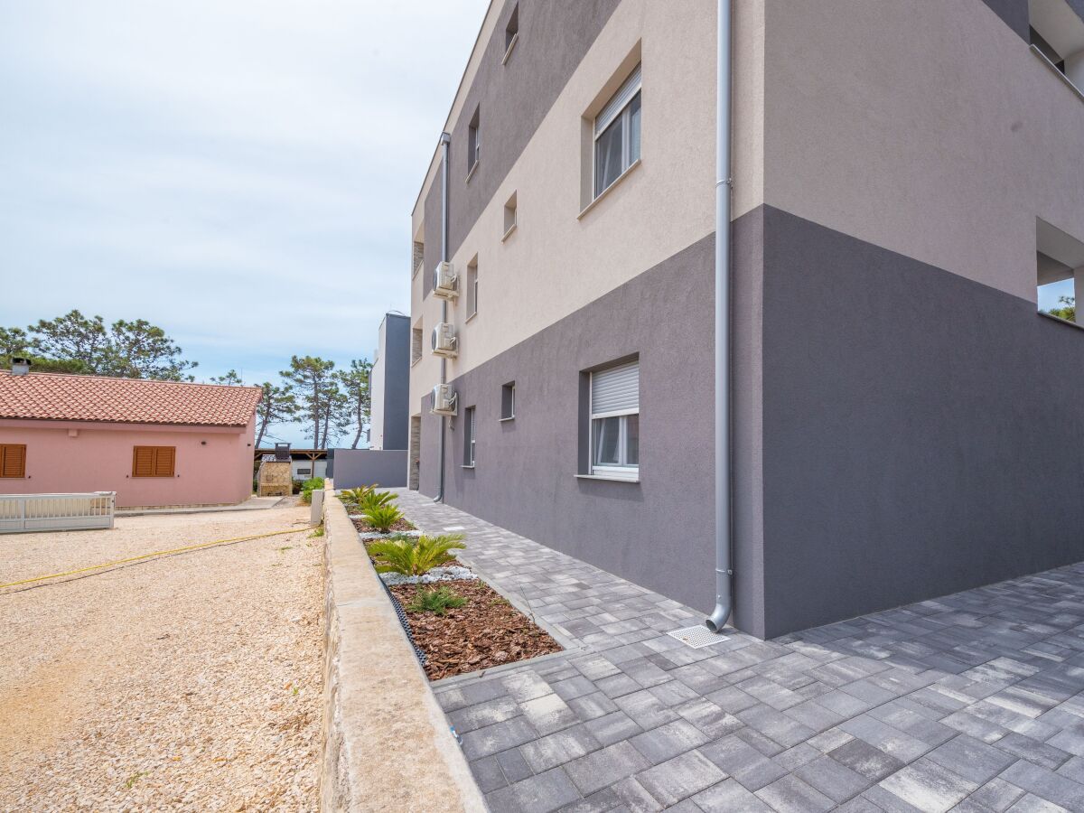 Apartment Two bedroom apartment with terrace Vir A-18881-b - Outdoor photo 3