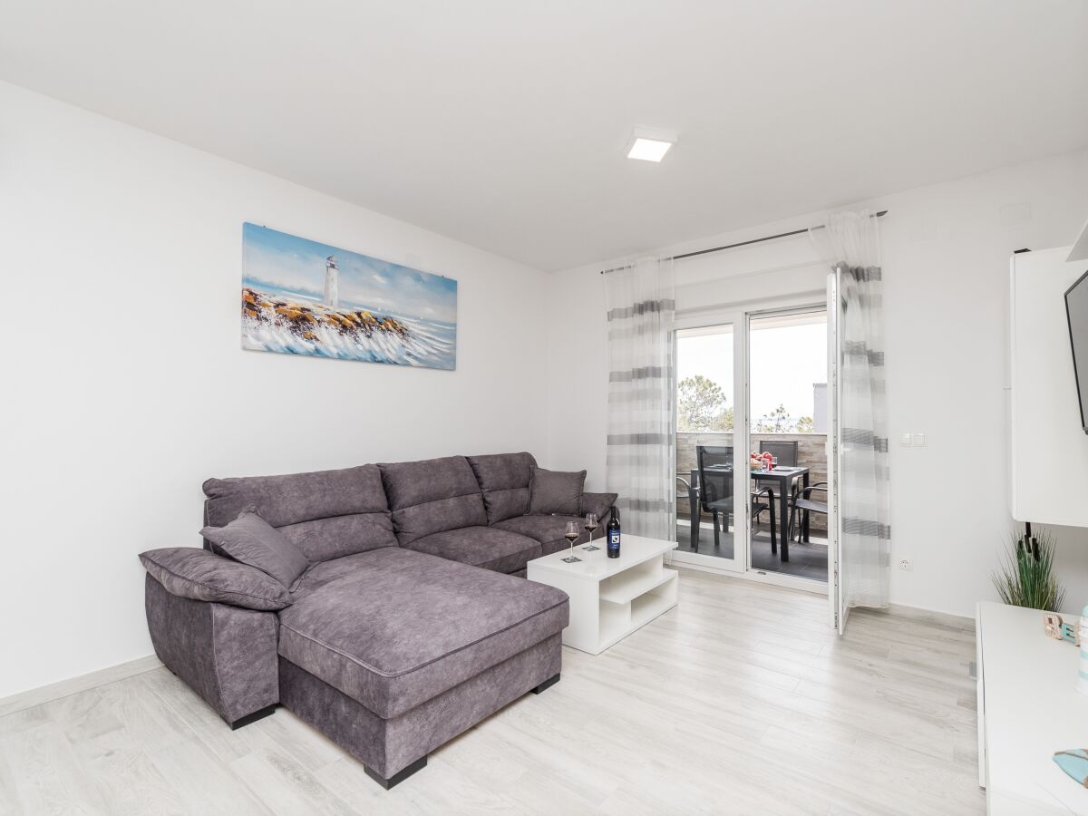 Apartment Two bedroom apartment with terrace Vir A-18881-b - Outdoor photo 5