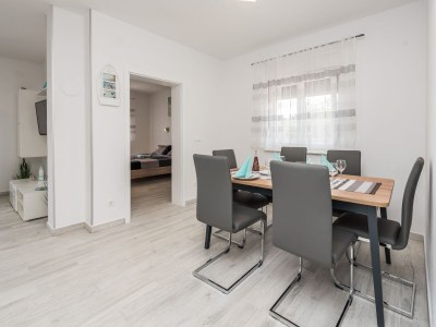 Apartment Two bedroom apartment with terrace Vir A-18881-b - Outdoor photo 8