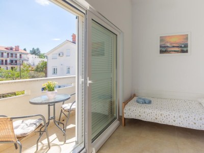 Apartment One bedroom apartment with balcony Malinska, Krk A-19371-c - Outdoor photo 5