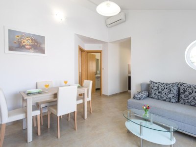 Apartment One bedroom apartment with balcony Malinska, Krk A-19371-d in Malinska - Apartment