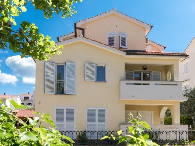 Apartment One bedroom apartment with balcony Malinska, Krk A-19371-d - Outdoor photo 2