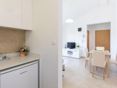 Apartment One bedroom apartment with balcony Malinska, Krk A-19371-d - Outdoor photo 7