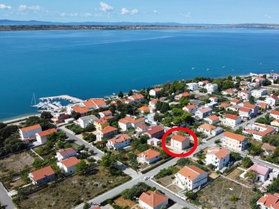 Apartment Three bedroom apartment with terrace Vrsi - Mulo, Zadar A-18914-b - Outdoor photo 2
