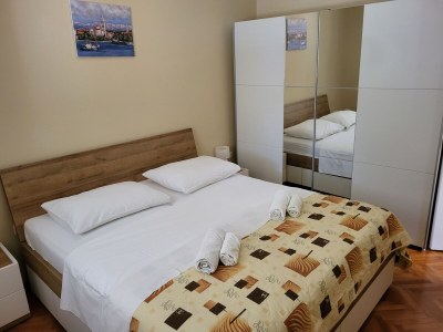 Apartment Three bedroom apartment with terrace Vrsi - Mulo, Zadar A-18914-b - Outdoor photo 14