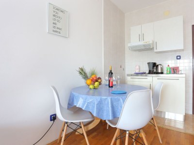 Apartment One bedroom apartment with balcony and sea view Podgora, Makarska A-18918-a - Outdoor photo 7