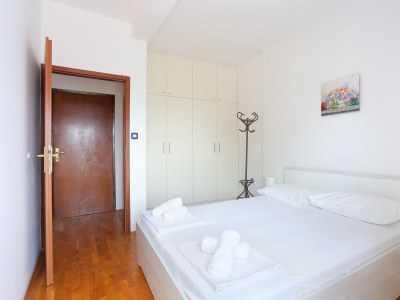 Apartment One bedroom apartment with balcony and sea view Podgora, Makarska A-18918-a - Outdoor photo 10