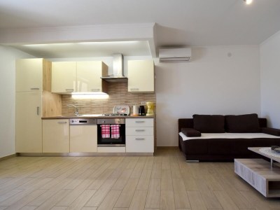 Apartment Two bedroom apartment with terrace Čižići, Krk A-19375-c - Outdoor photo 10