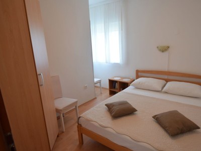 Apartment One bedroom apartment with balcony and sea view Malinska, Krk A-19381-a - Outdoor photo 14