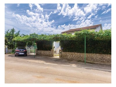 Apartment Comfortable and spacious apartment with terrace and sea view Pinezići, Krk A-18967-a - Outdoor photo 12