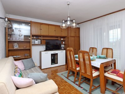 Apartment Comfortable and spacious apartment with terrace and sea view Pinezići, Krk A-18967-a - Outdoor photo 13