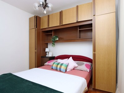 Apartment Comfortable and spacious apartment with terrace and sea view Pinezići, Krk A-18967-a - Outdoor photo 28