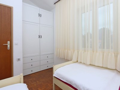 Apartment Comfortable and spacious apartment with terrace and sea view Pinezići, Krk A-18967-a - Outdoor photo 30