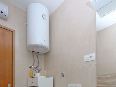 Apartment Comfortable and spacious apartment with terrace and sea view Pinezići, Krk A-18967-a - Outdoor photo 35