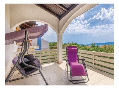 Apartment Comfortable and spacious apartment with terrace and sea view Pinezići, Krk A-18967-a - Outdoor photo 48