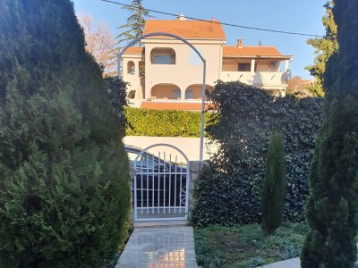 Apartment Studio flat with terrace Pinezići, Krk AS-18967-a - Outdoor photo 8