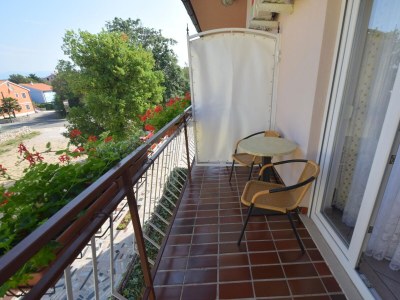 Apartment Studio flat with balcony and sea view Malinska, Krk AS-19381-c - Outdoor photo 13