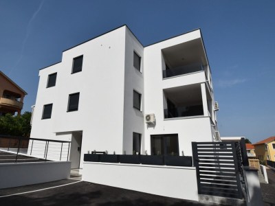 Apartment Two bedroom apartment with terrace and sea view Vantačići, Krk A-19387-b - Outdoor photo 2