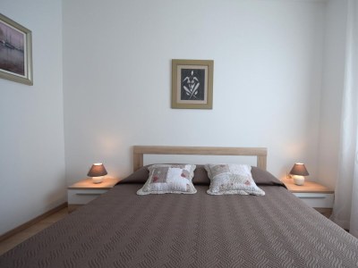 Apartment One bedroom apartment with balcony Malinska, Krk A-19389-a - Outdoor photo 9